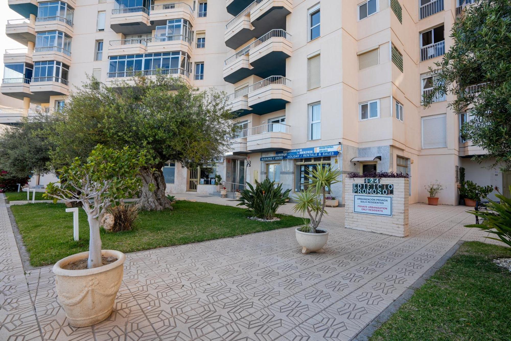 Apartamento Vistas Al Mar En Fuengirola Parkig Gratuito Exterior foto